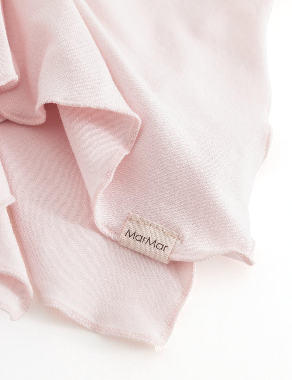 Nusseklud i lyserød til nyfødt og baby