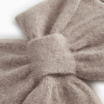 Baby-tørklæde i alpaca melange, beige meleret, tætstrikket knude og søm