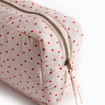 Toilettaske med et fint hjerte print