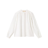 Hvid skjortebluse med lange ærmer og broderede detaljer