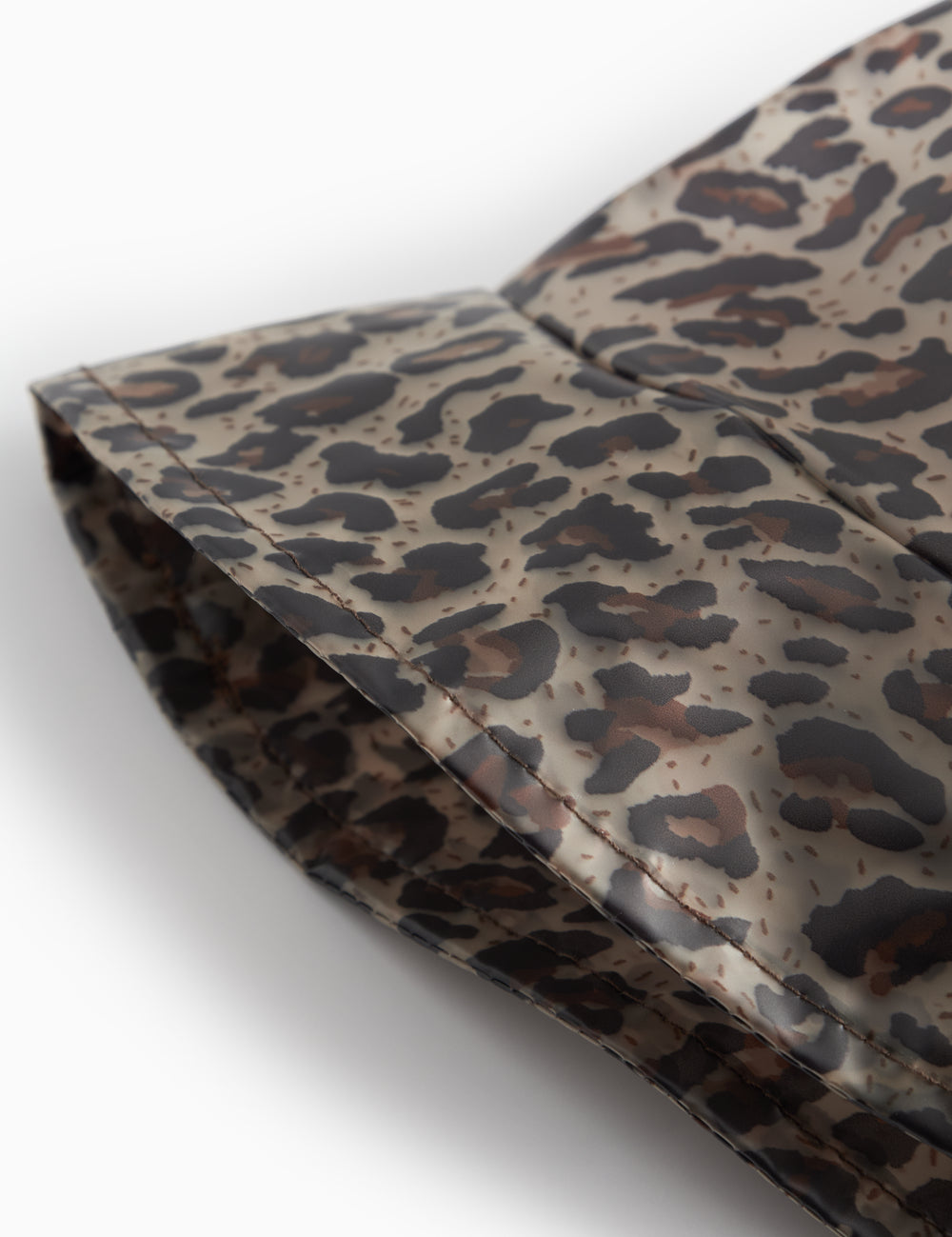 Leopardmønstret regnhat i vandtæt materiale