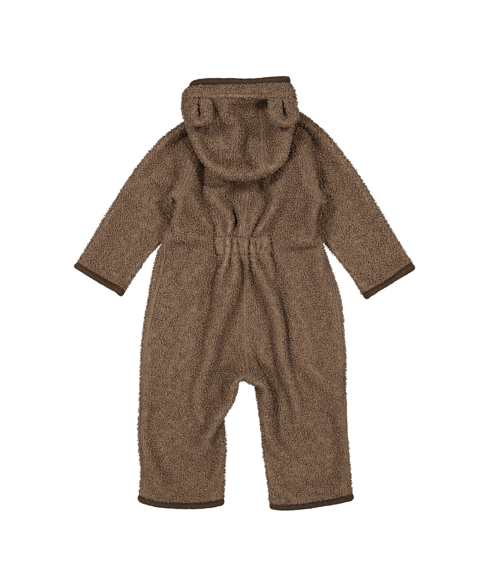 Brun teddyheldragt til baby, set bagfra med hætte og lange ører