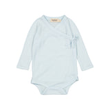 Lyseblå slå-om body til baby i merinould