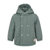 støvet grøn termojakke med hætte og dobbeltradet knaplukning
