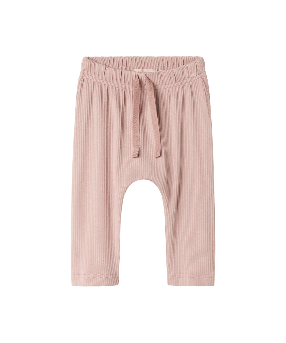 Lyserøde ribstrikkede babybukser med elastisk talje og snor