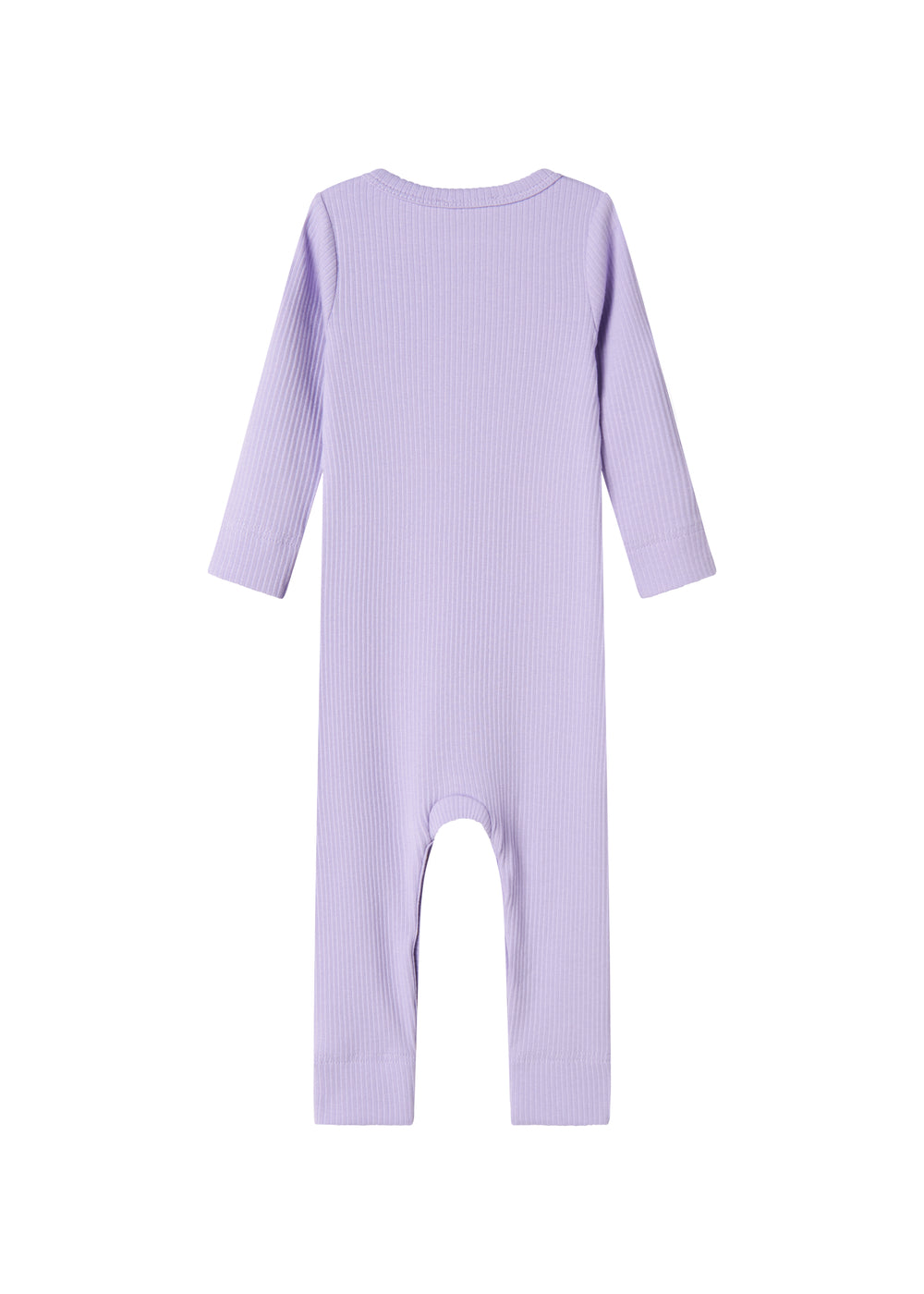 Ribbstrikket lilla heldragt til baby i blødt materiale med lange ærmer, lange ben og knapper