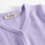 Lilla ribstrikket cardigan med knapper til børn 