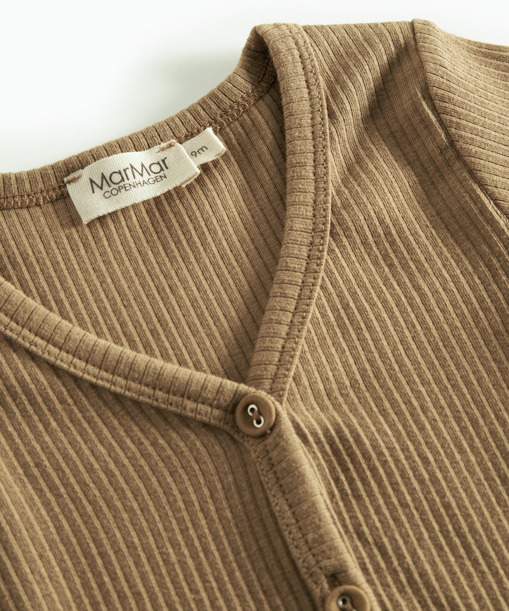 Brun ribstrikket cardigan med knapper til børn