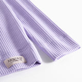 Ærmer på ribstrikket lilla børnetøj