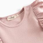 Langærmet lyserød ribstrikket kjole med flæser til børn