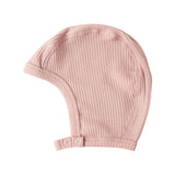 Ribstrikket lyserød hue med spænde til børn