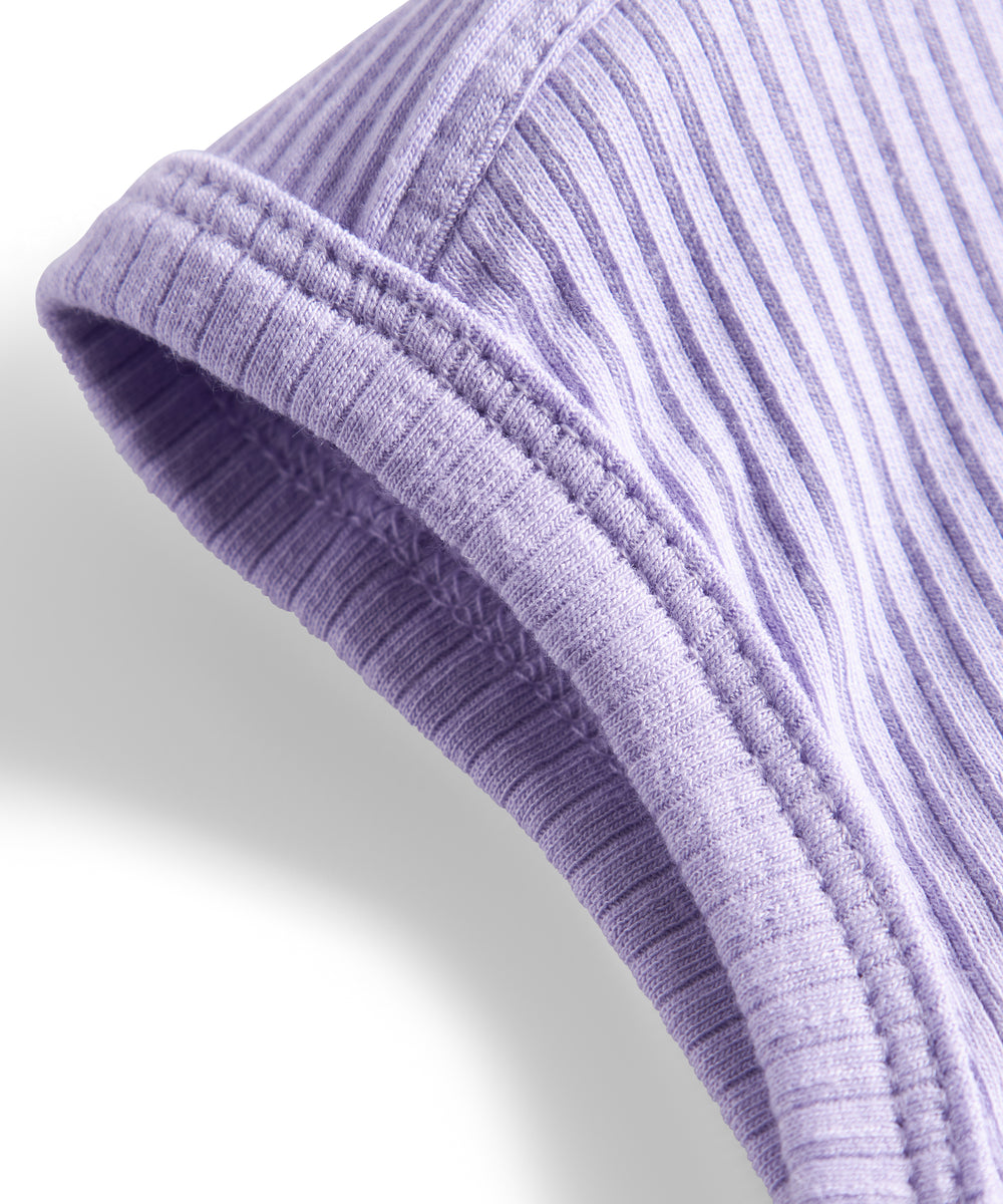 Ribstrikket elefanthue i lys lilla til børn