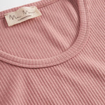 Lyserød ribstrikket langærmet dame t-shirt