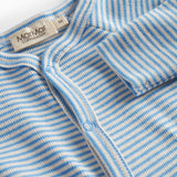 Blå- og hvidstribet body til baby med lange ærmer og knapper foran