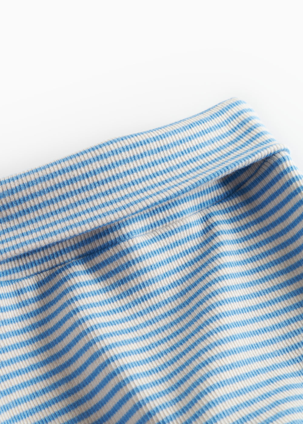 Blå og hvid stribede bukser til baby med fødder