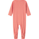 Blå og hvid stribet heldragt til baby med lange ærmer, fødder og trykknapper foran