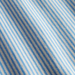 Blå og hvid stribet babytæppe