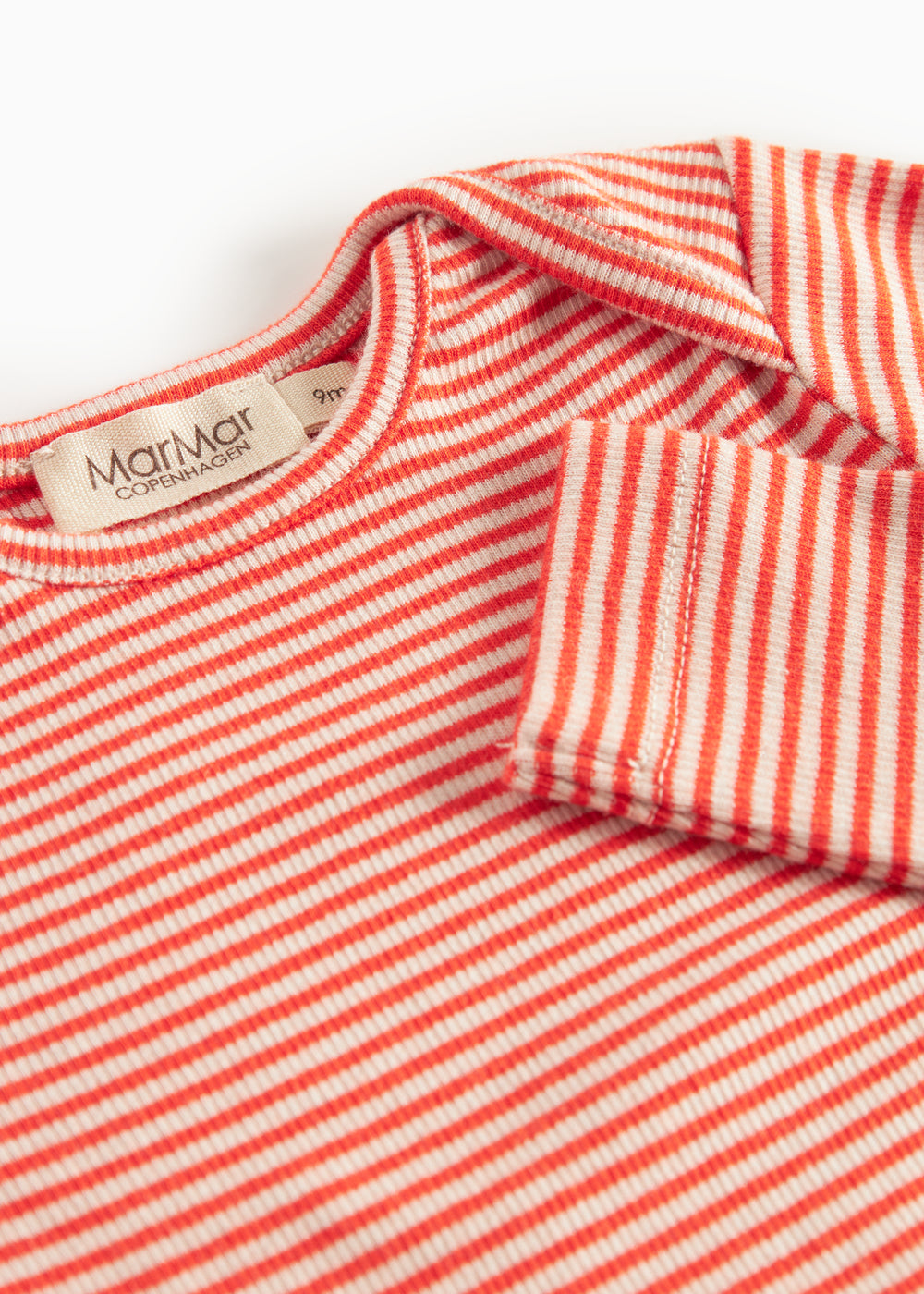 Rød og hvid stribet body med lange ærmer til baby