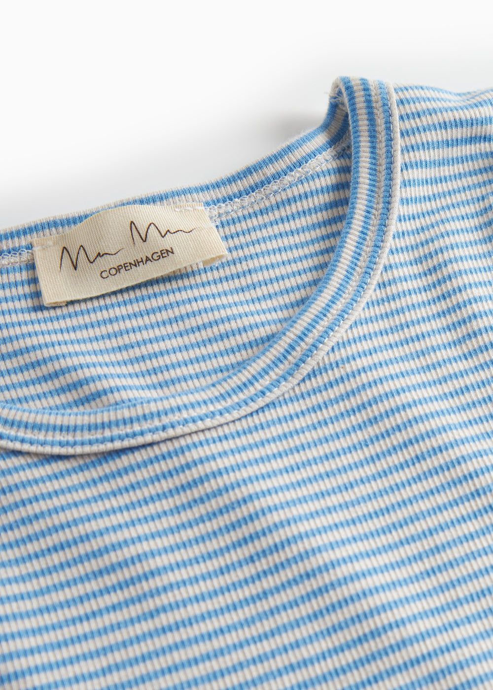 Blå og hvid stribet langærmet T-shirt til kvinder