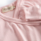 Rubello, Heldragt - Rosewater