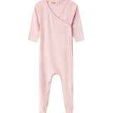 Rubello, Heldragt - Rosewater