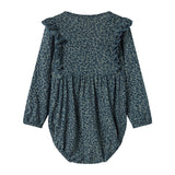 Grøn leopardmønstret babybody med lange ærmer og flæser