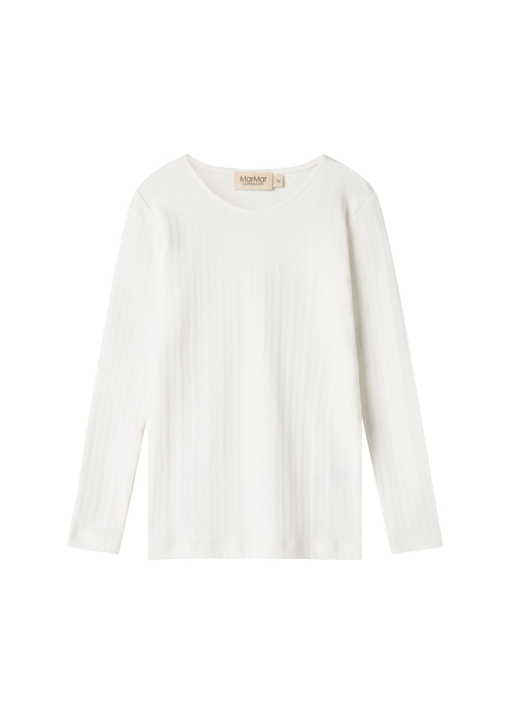 Pige iført rosa pointelle bluse, jakke og tørklæde