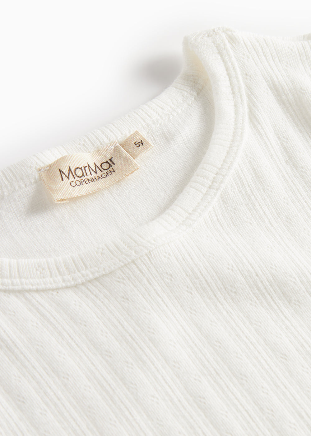 Hvidt pointelle nattøjssæt til børn med langærmet bluse