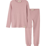 Rosa pointelle nattøjssæt til børn med bluse og bukser
