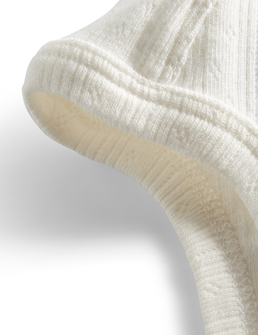 Rosa pointelle hjelm til baby