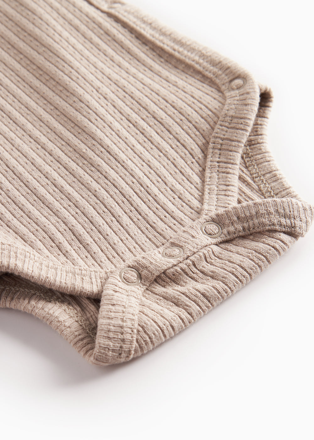 Beige pointelle slå-om body med lange ærmer til baby