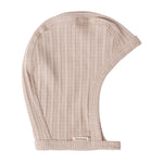 Beige ribstrikket elefanthue til børn