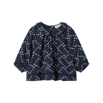 Mørkeblå blomstermønstret bluse til baby med lange ærmer