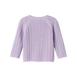 Lilla strikcardigan til børn med knapper og hulmønster