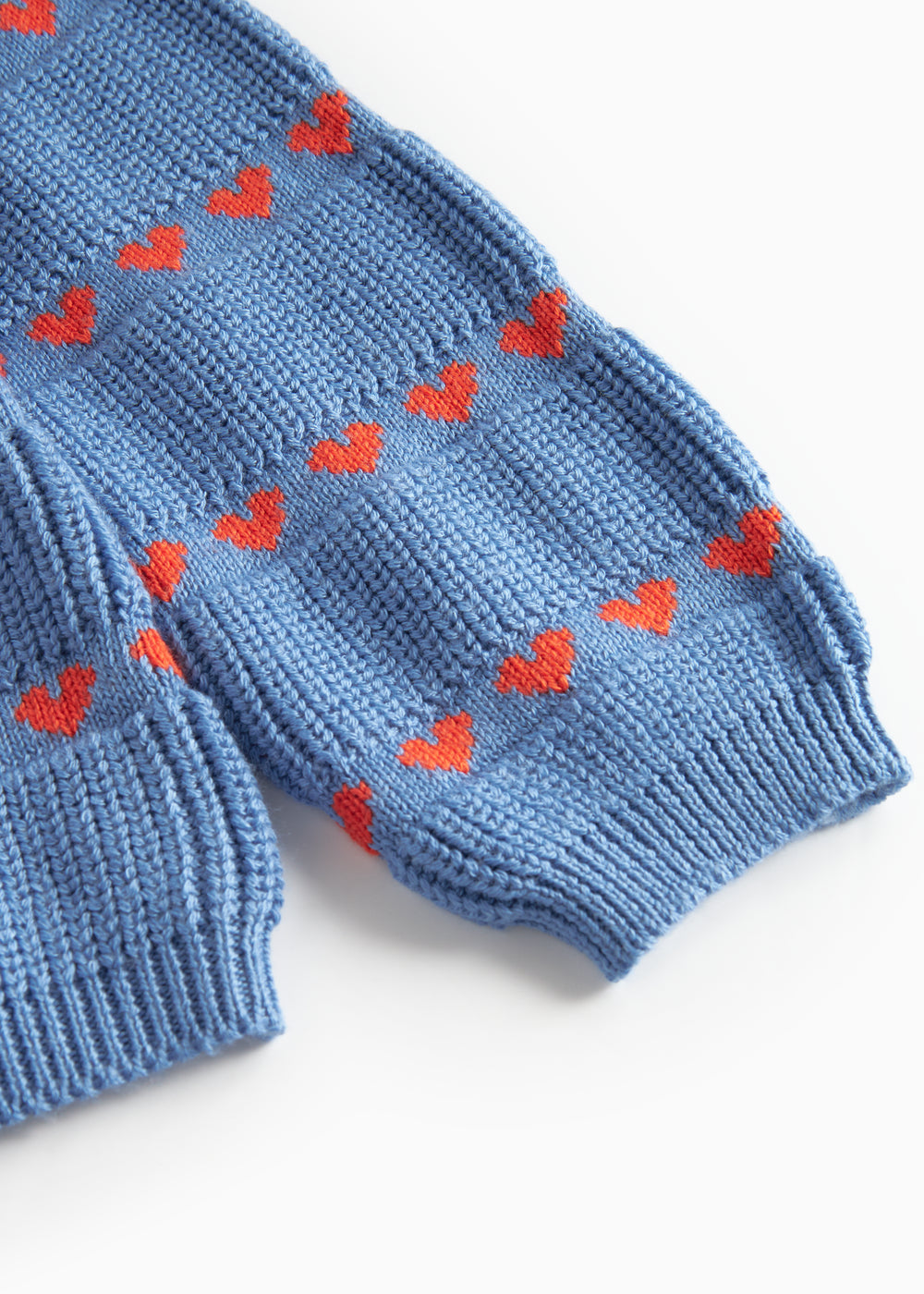 Blå striktrøje til børn med røde hjerter og lange ærmer