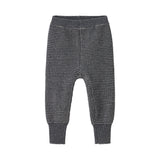 Mørkegrå strikkede babybukser med elastisk talje og ribkanter