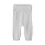 Grå strikkede babybukser med elastik i taljen