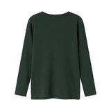 Grøn ribstrikket t-shirt med stolpe knaplukning til børn