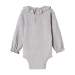 Lysegrå ribbet body med lange ærmer og flæsekrave til baby