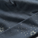 Mørkeblå hue med stjerneprint til nyfødt