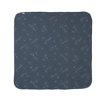 Mørkeblåt babytæppe med stjerneprint