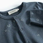 Mørkeblå baby heldragt med stjerneprint til