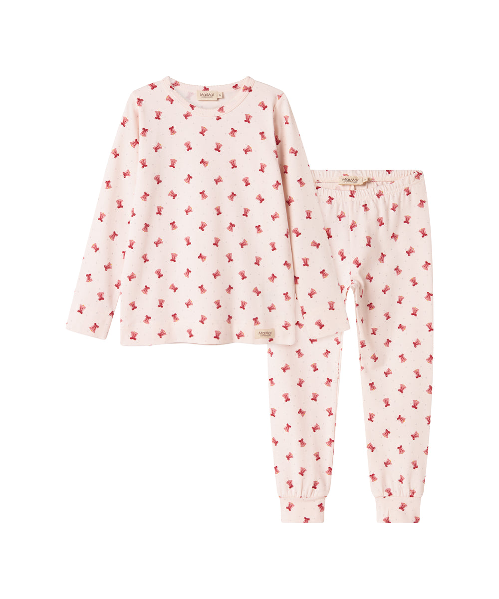 Cremefarvet julepyjamas med mønster af røde juleklokker til børn