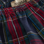 Mørkeblå og rød ternede bloomers med elastisk talje og benåbninger til baby