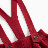 Røde strikkede bukser med seler og fine knapper til baby