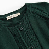 Mørkegrøn strikket cardigan med hulmønster og ribkanter til baby