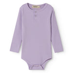 Langærmet baby modal bodystocking med stolpe knaplukning i lilla nuance