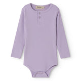Langærmet baby modal bodystocking med stolpe knaplukning i lilla nuance