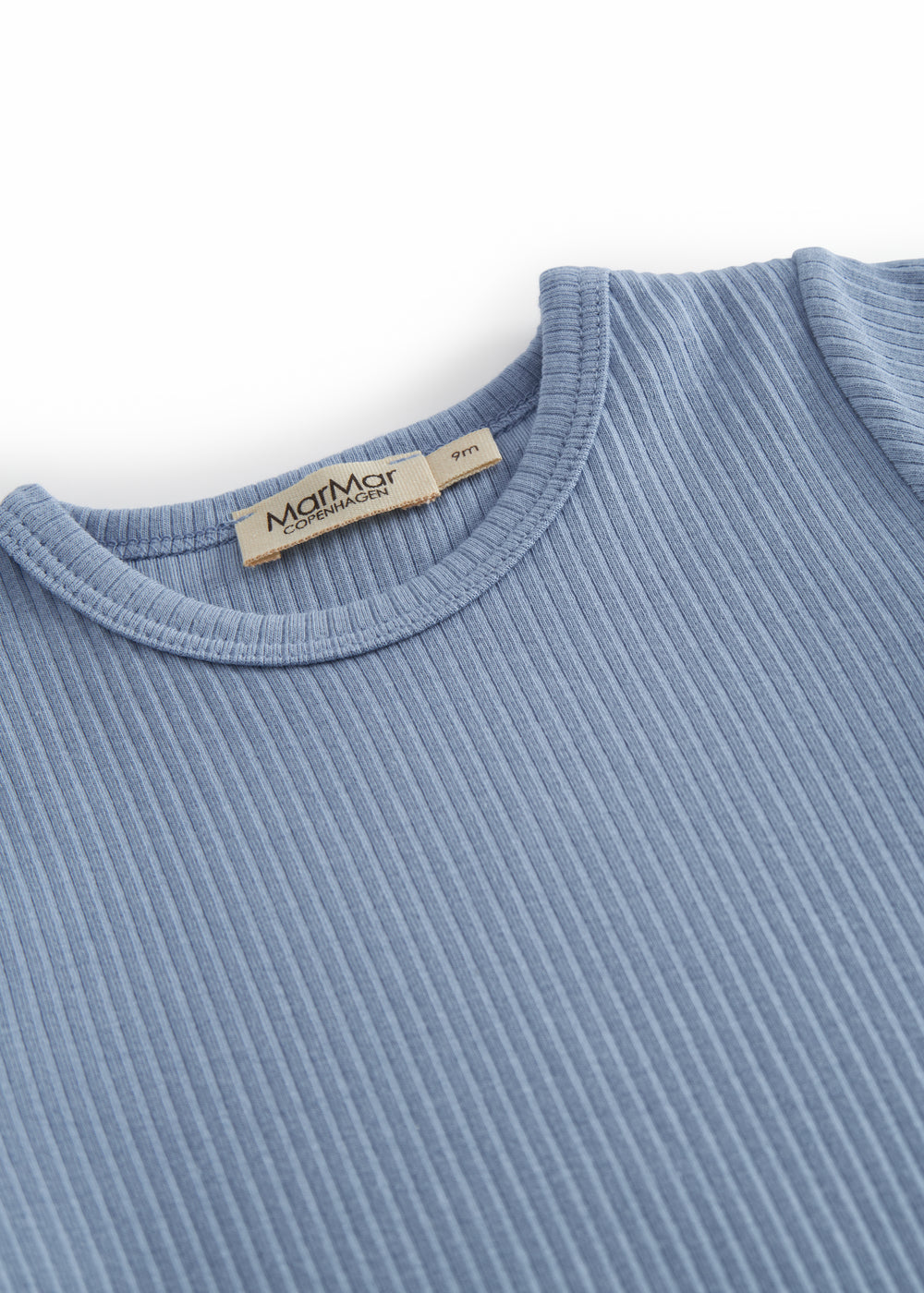 Kortærmet baby modal romper med korte ben i lyseblå nuance