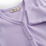 Langærmet lilla baby cardigan med knapper